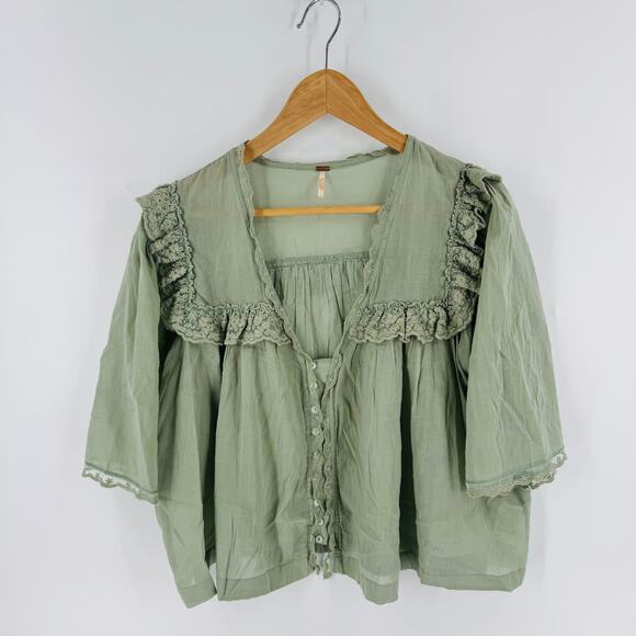 Free People Sage Green Lace Trim Peasant Top Size M Boho Ruffle Button Front - Picture 8 of 9